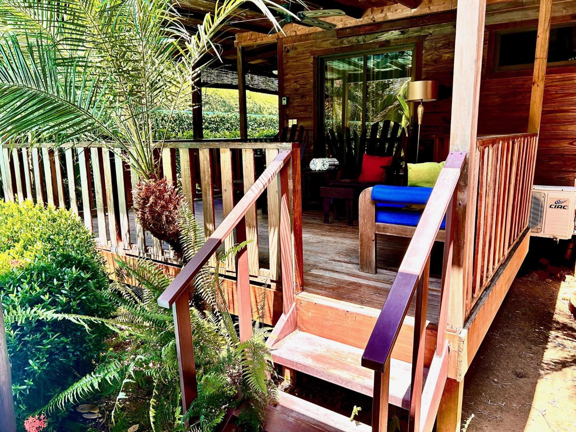 Ocean Melody Villa อูวีตา ภายนอก รูปภาพ
